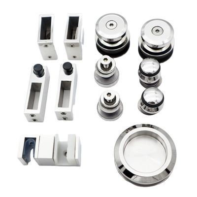 Set di attrezzature per porta scorrevole da doccia d'argento per apparecchiature personalizzate per bagni