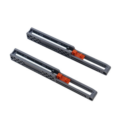 Fittings per porte pieghevoli in ferro e nylon per porte scorrevoli per armadi 8.5cm*11cm