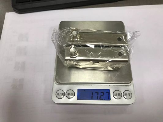 Sette di cerniere a pivot di porta di vetro a funzionamento liscio con chiusura a cattura magnetica PSS/SSS Finish
