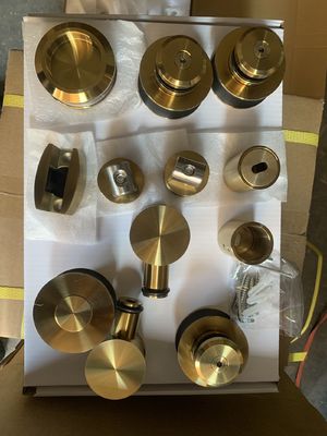 Accessoio di porta scorrevole di alta durezza e durata per porta di vetro singola in oro polacco