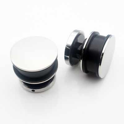 Porta scorrevole e kit hardware in finitura Stain/Mirror/Polish per lo stile aperto