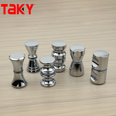 Prezzo buono Hardware moderno per il bagno Manica e manopola della porta in vetro in ottone con design personalizzato in linea